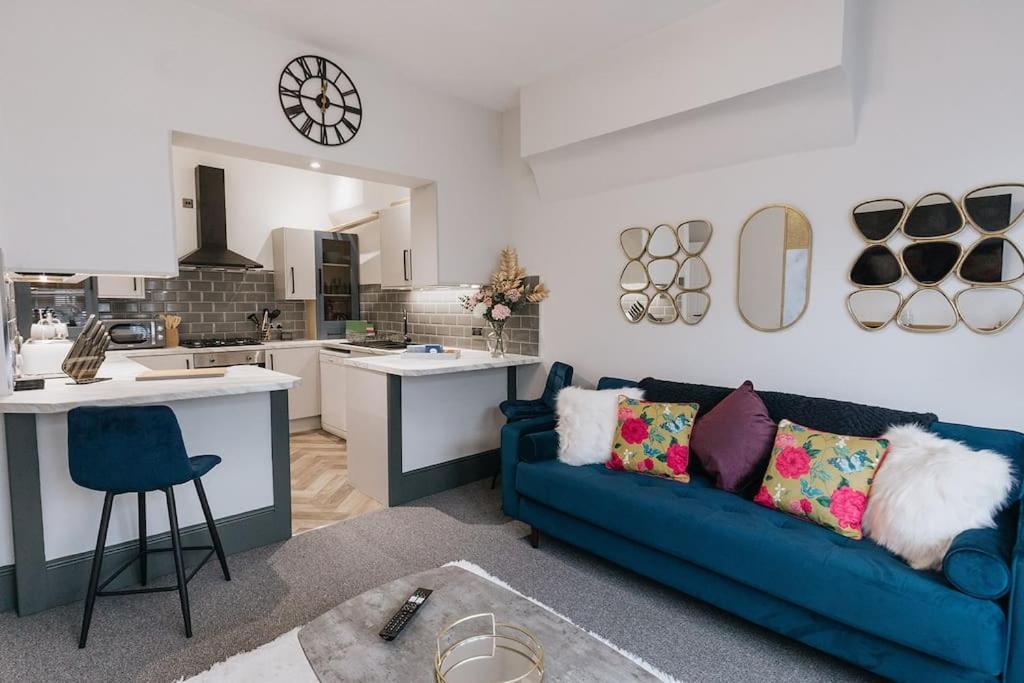 Grove House No.07 - Luxury Apartment Close To The Llandudno Beach Zewnętrze zdjęcie