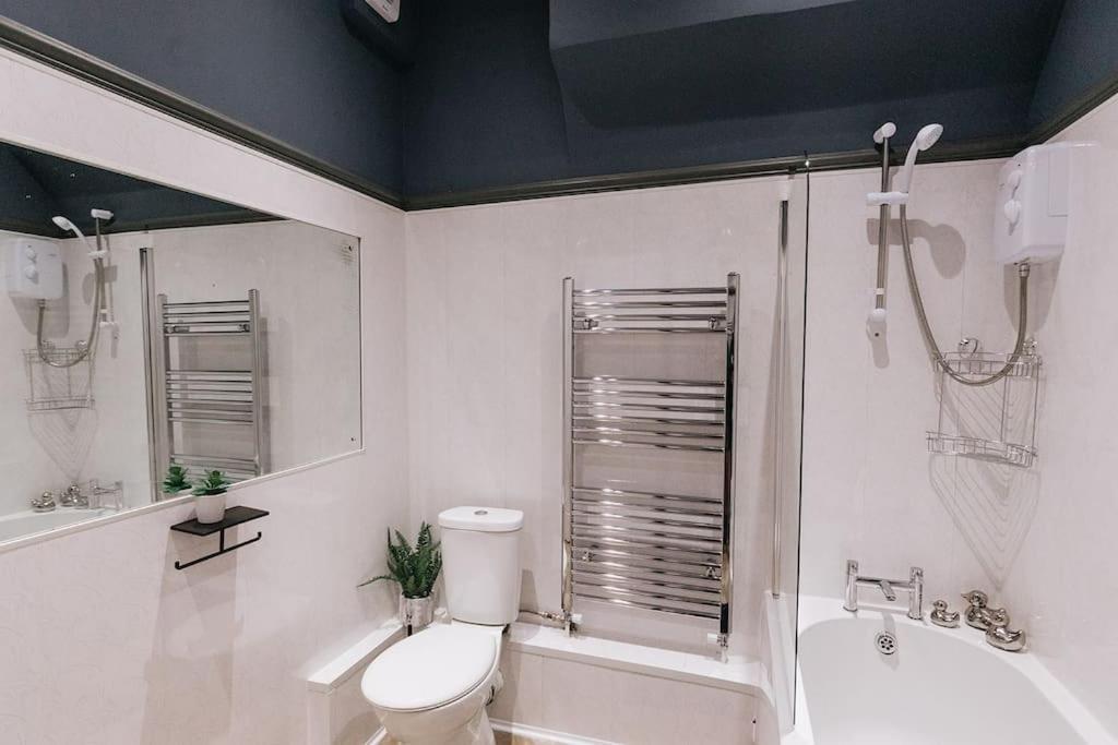 Grove House No.07 - Luxury Apartment Close To The Llandudno Beach Zewnętrze zdjęcie