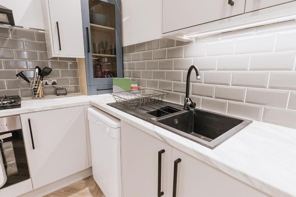 Grove House No.07 - Luxury Apartment Close To The Llandudno Beach Zewnętrze zdjęcie